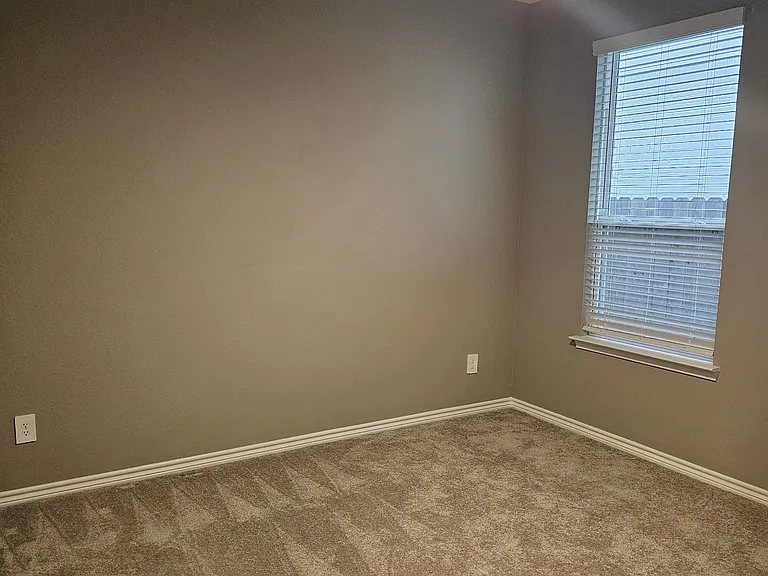 114 Longhorn Run Dr — Photo 13