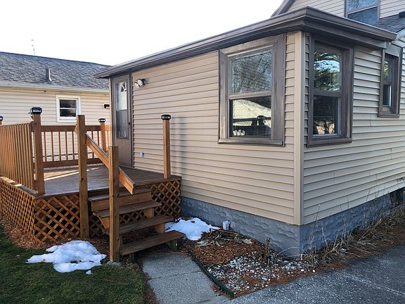 2nd image of 224 Hillsdale Ave