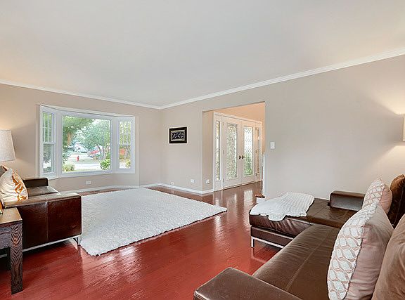 4th image of 344 E Shady Pines Ct