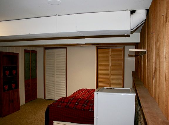 5th image of 327 Taylor Ave