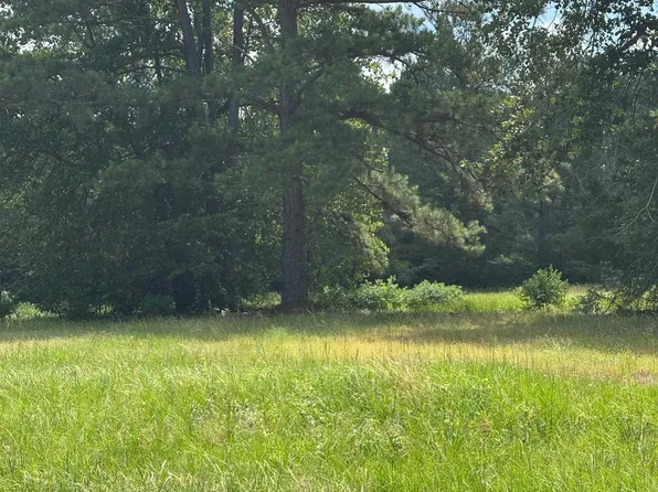 1164 Harkins Ln, Marshall, TX 75672