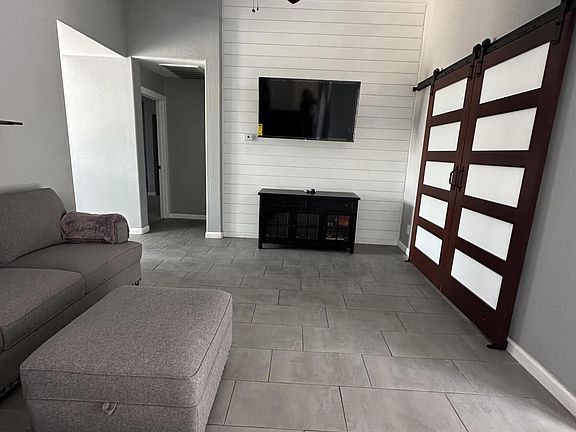 5th image of 11130 W HEATHERBRAE Drive