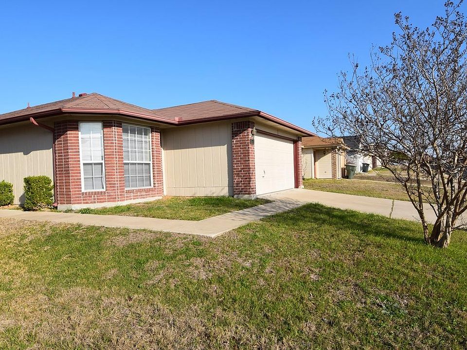 1st image of 2203 Garrett Dr