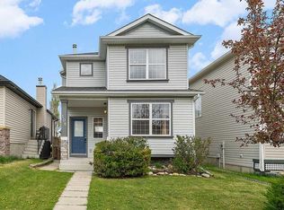 108 S Everstone Rise SW, Calgary, AB T2Y 4J7