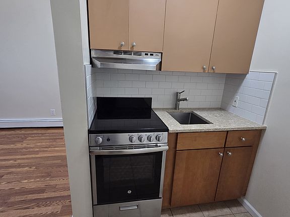 4th image of 14 Ross St #2D