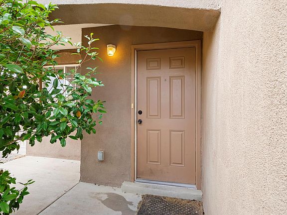 4th image of 9519 Valle Vidal Pl SW