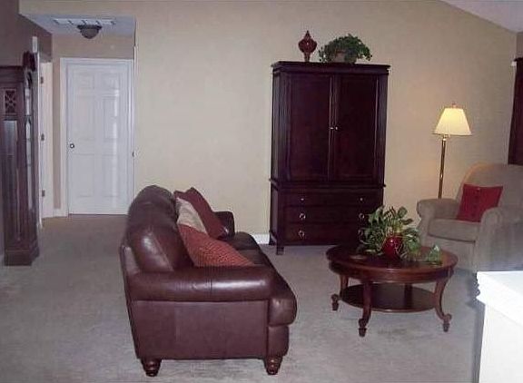 3rd image of 2809 W Long Meadow Ln