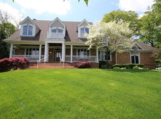 3433 Shakertown Rd, Beavercreek, OH 45430