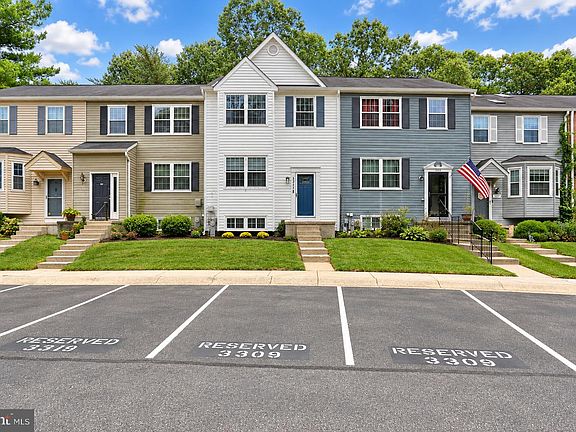 2nd image of 3311 Pescara Ct