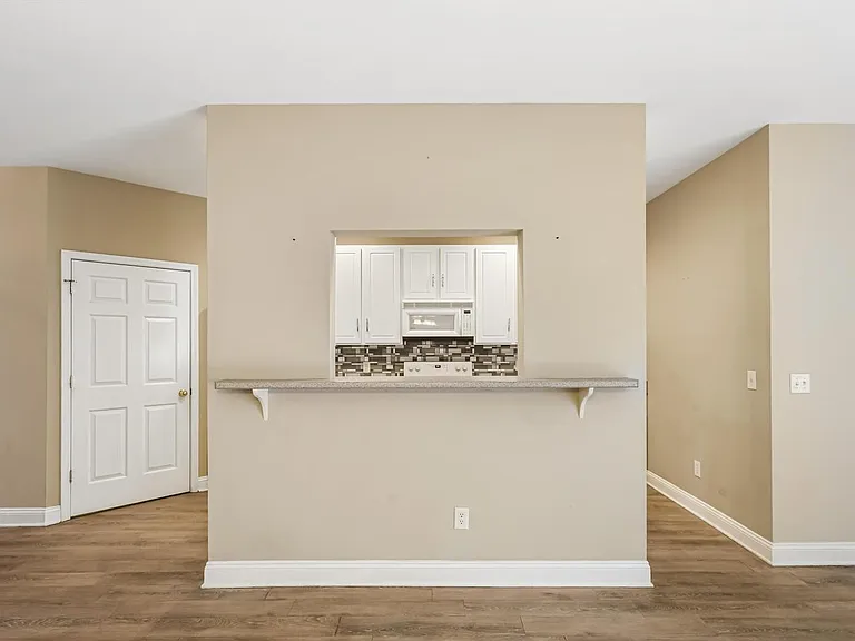 1508 Honeybee Ln — Photo 9
