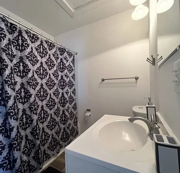 202 Broadway St #202 — Photo 5