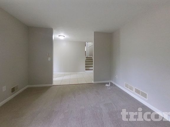 2nd image of 543 Barbashela Cir