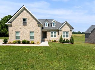 15 Majestic Dr, Decherd, TN 37324