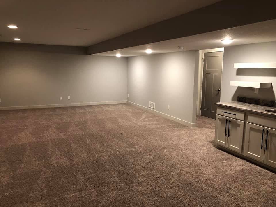 2nd image of 600 11th Avenue