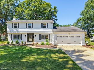 222 High Point Dr, Wadsworth, OH 44281