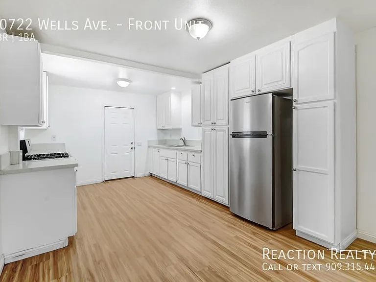 10722 Wells Ave #FRONT — Photo 4