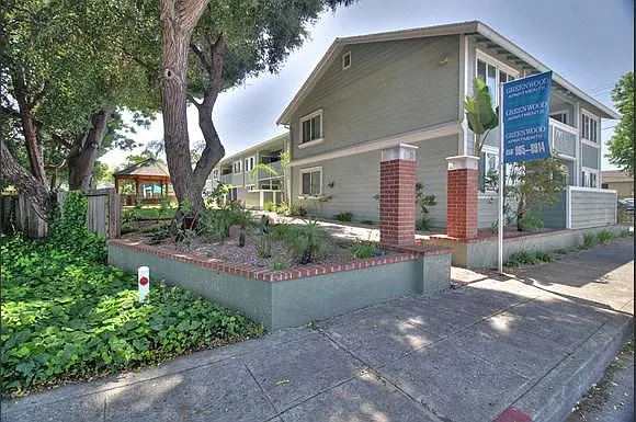 Greenwood Apartments — Photo 1
