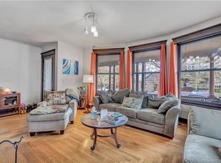 42 Hubinger St #1, New Haven, CT 06511