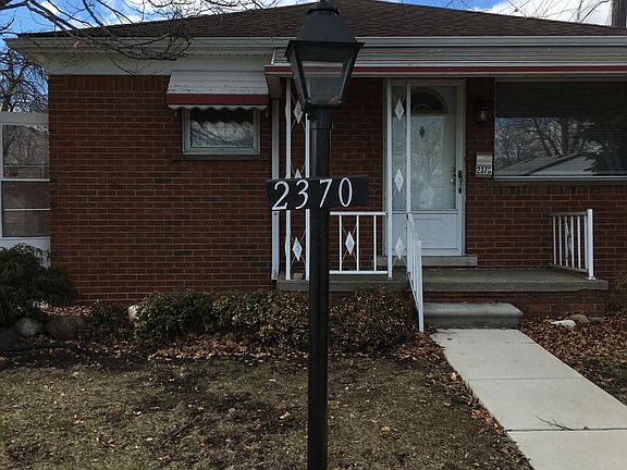 3rd image of 2370 Wilson Ave