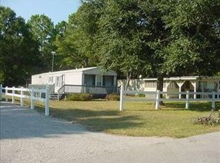 117 Live Oak Dr, Sunset Beach, NC 28468