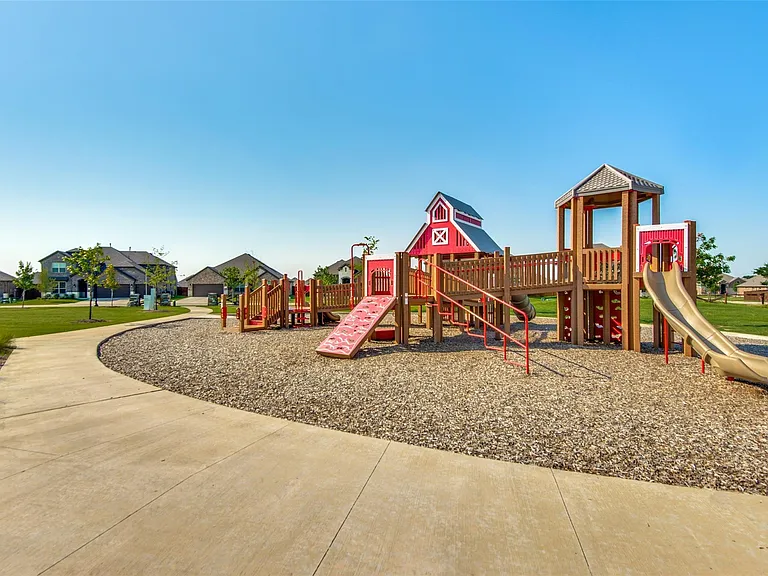 10716 Klondike Ln — Photo 13