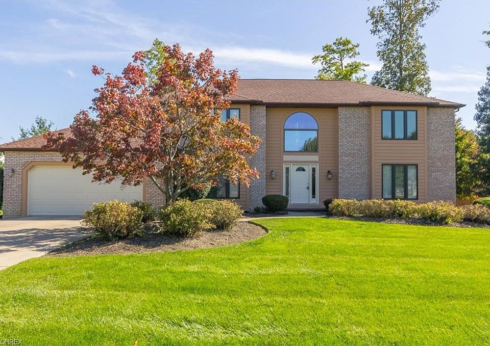 1st image of 399 Leverett Ln