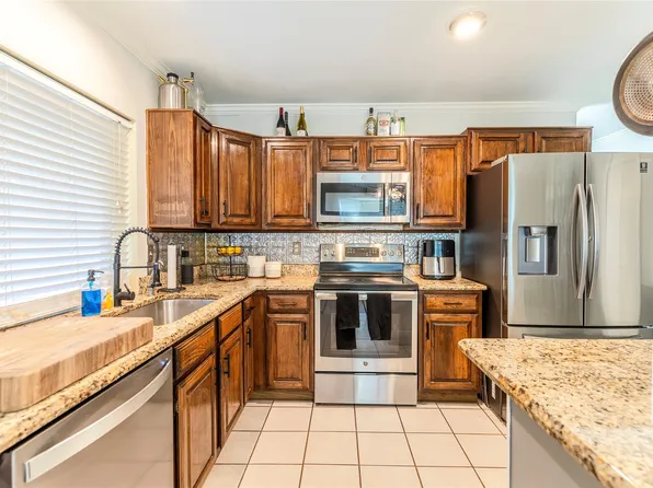 4104 Shackelford Dr, Mesquite, TX 75150