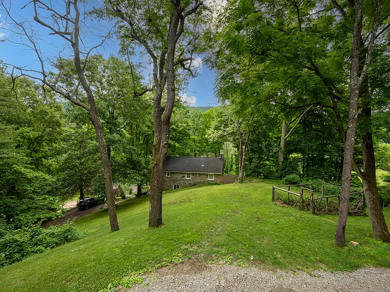745 Peekskill Hollow Rd #1 — Photo 20