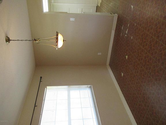 5th image of 4605 Rosehill Ave