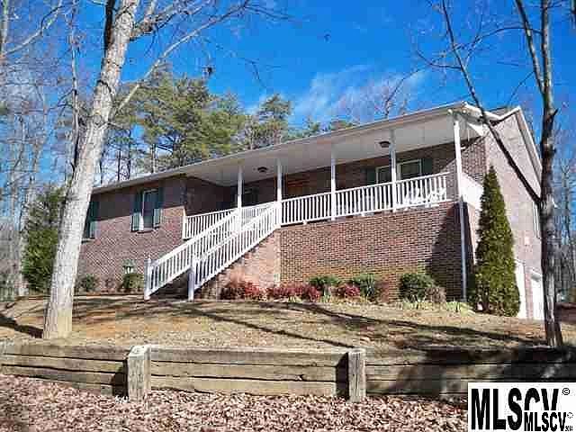 1st image of 4320 Country Ln
