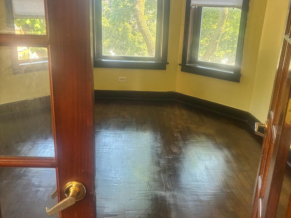 1st image of 3617 W Grenshaw St #2