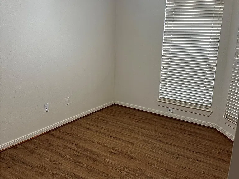 914 W Peach Hollow Cir — Photo 31