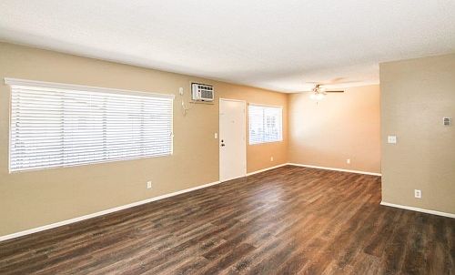 3rd image of 227 E 25th St APT 7