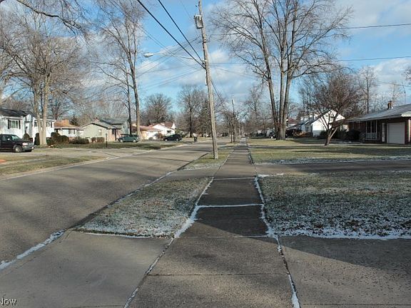 4th image of 1737 Dodge Dr NW