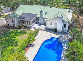 304 Woodland Dr, Summerville, SC 29485