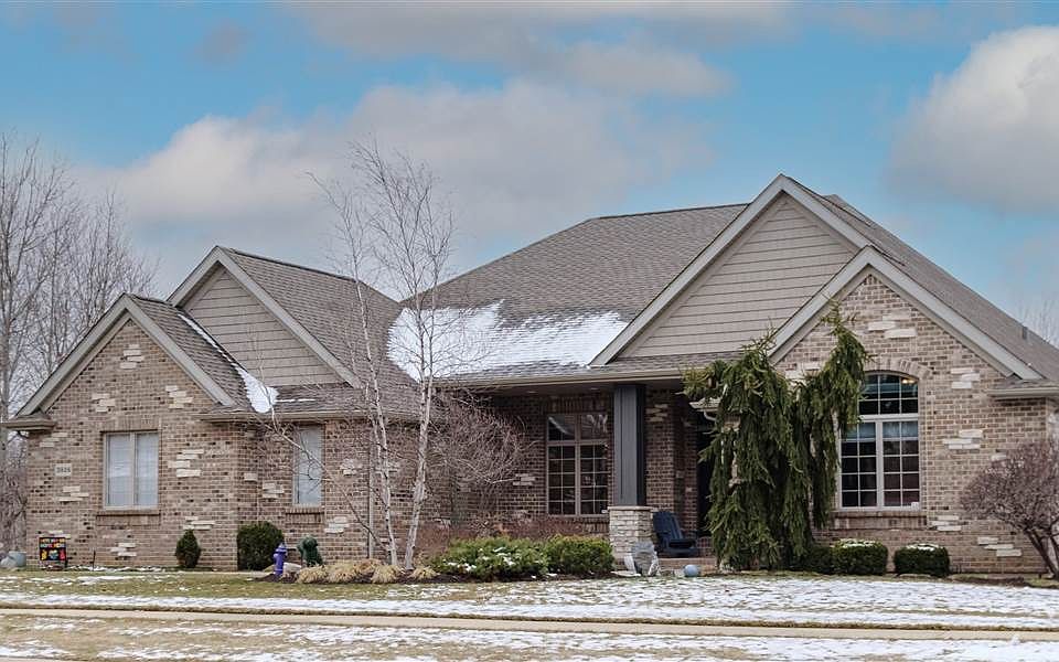 1st image of 3826 Mackinaw Trl