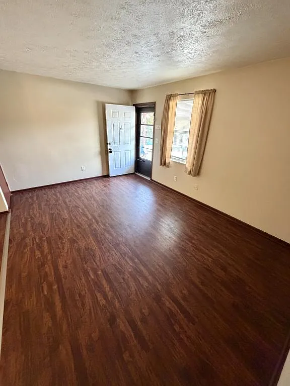 1819 Gracewoods Dr. — Photo 4