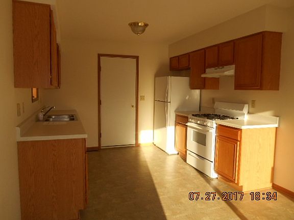 4th image of 4445 Sunbury Dr