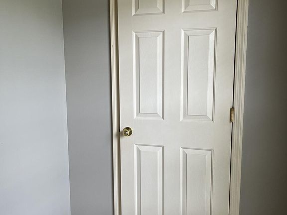 5th image of 72 Briar Cir #72