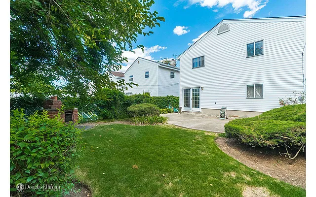 Sold by Douglas Elliman | media 2