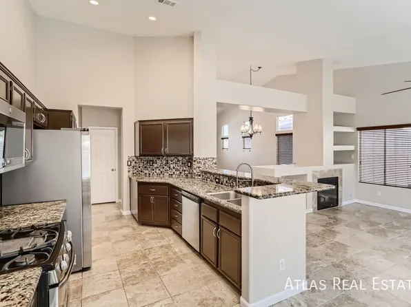 8336 Cabin Peak St, Las Vegas, NV 89123