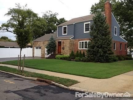 2nd image of 86 Shinnecock Ave