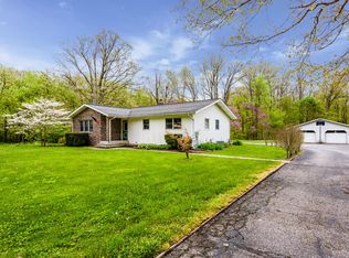 9026 Warren Woods Rd, Lakeside, MI 49116