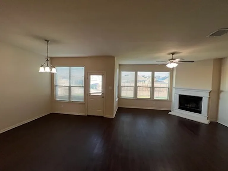 3729 Caladium Ln — Photo 10