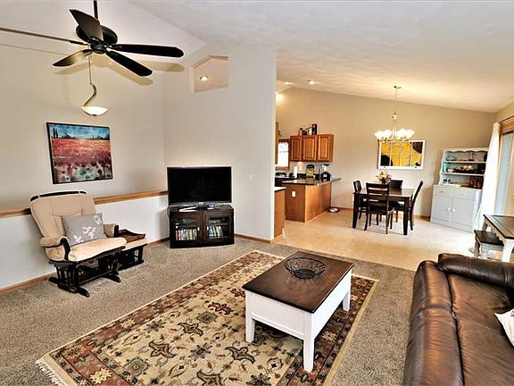 5th image of 5419 Falcon Crest Dr