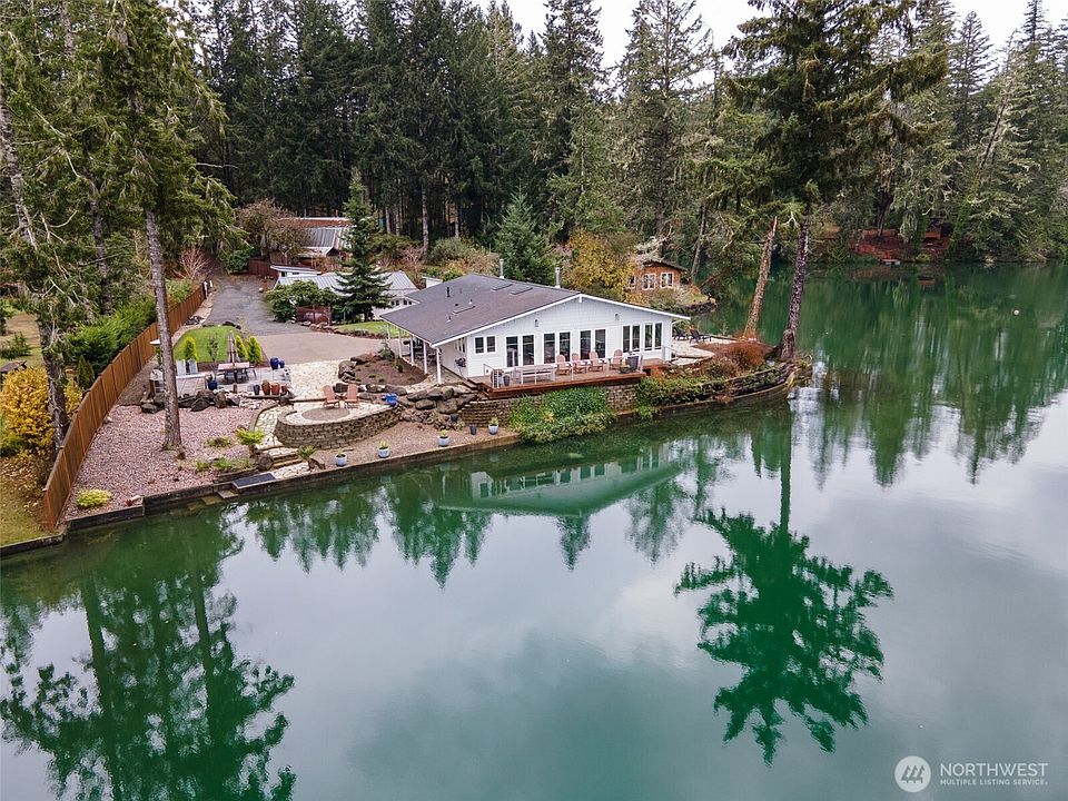 1st image of 3143 E North Island Drive