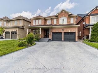 30 Rampart Dr, Brampton, ON L6P2Z1