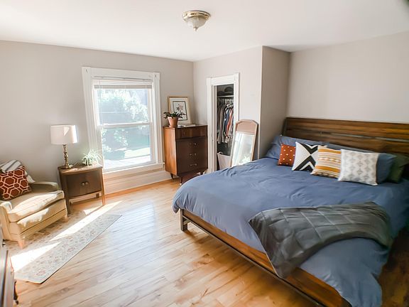 3rd image of 929 Chatham St NW #2