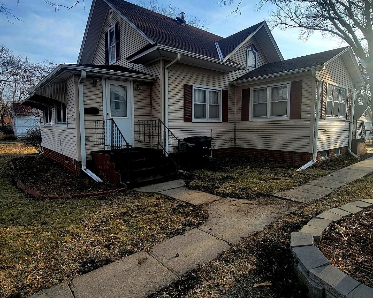 408 N Alexander Ave, Clay Center, NE 68933 Zillow