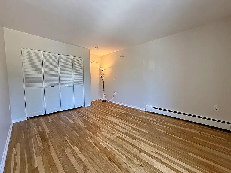 225-227 Coolidge Ave #211 — Photo 16
